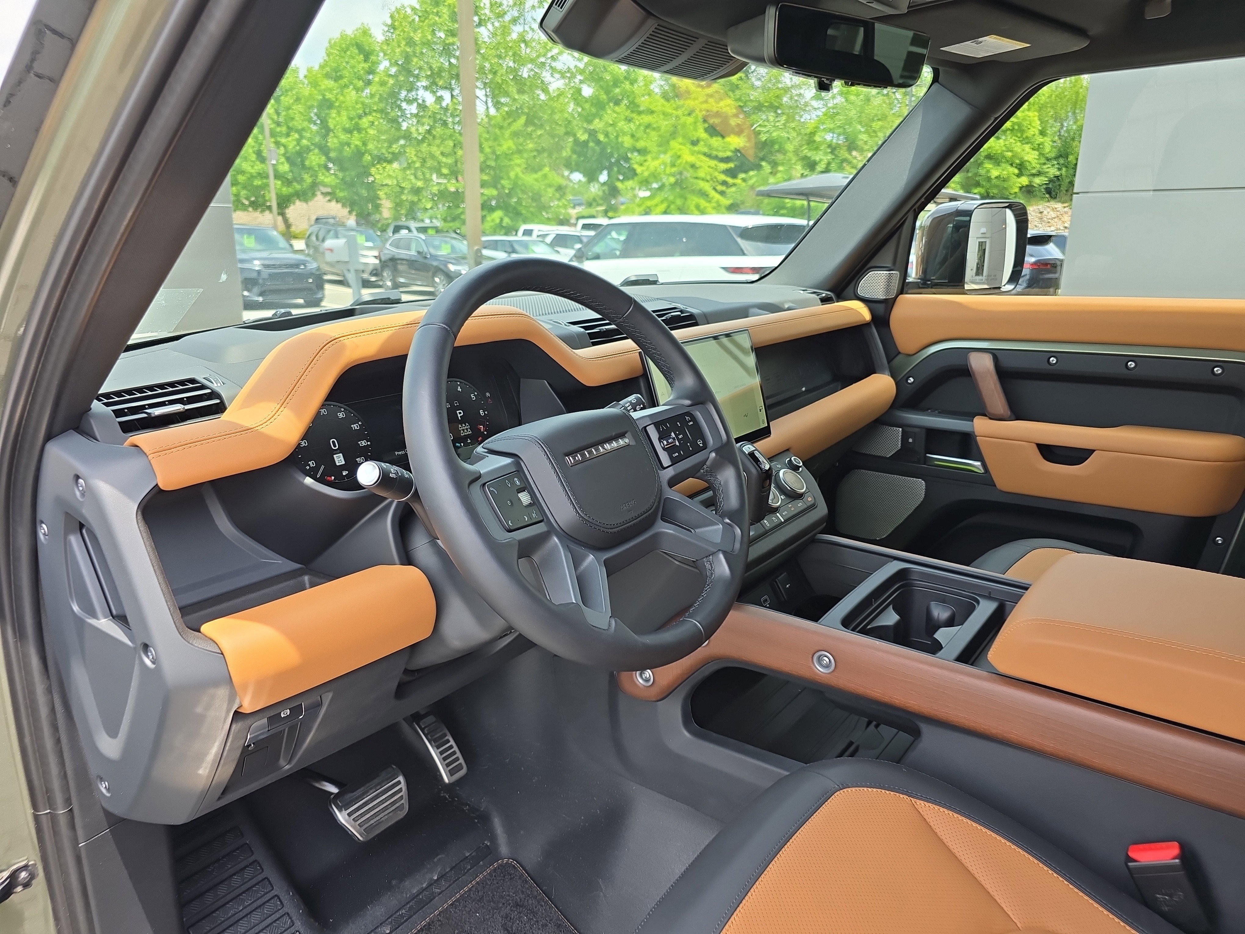 Certified 2024 Land Rover Defender 130 X AWD/4WD image 22