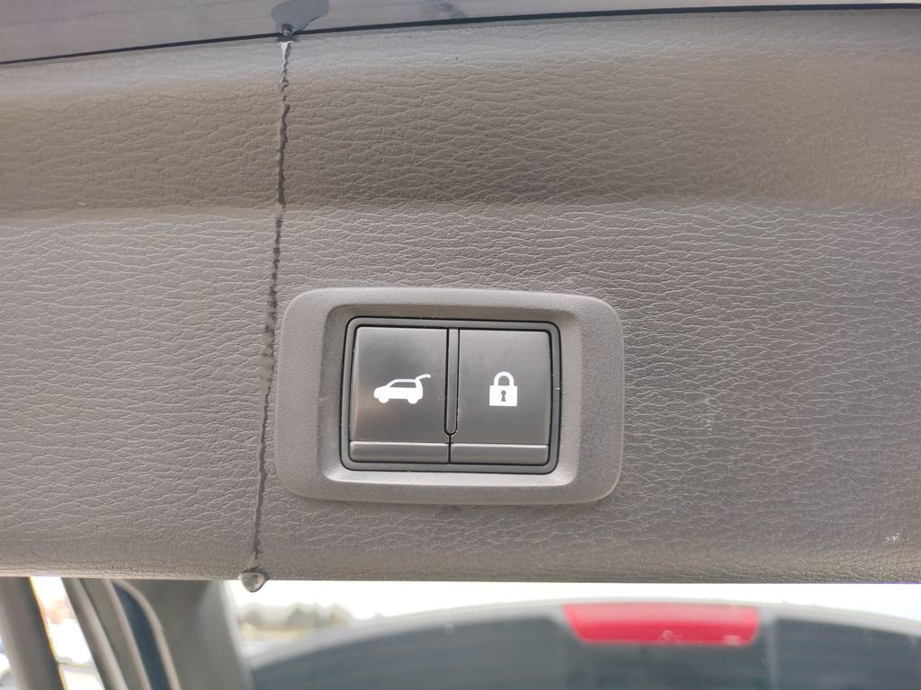 Used 2022 Mitsubishi Outlander SEL image 17