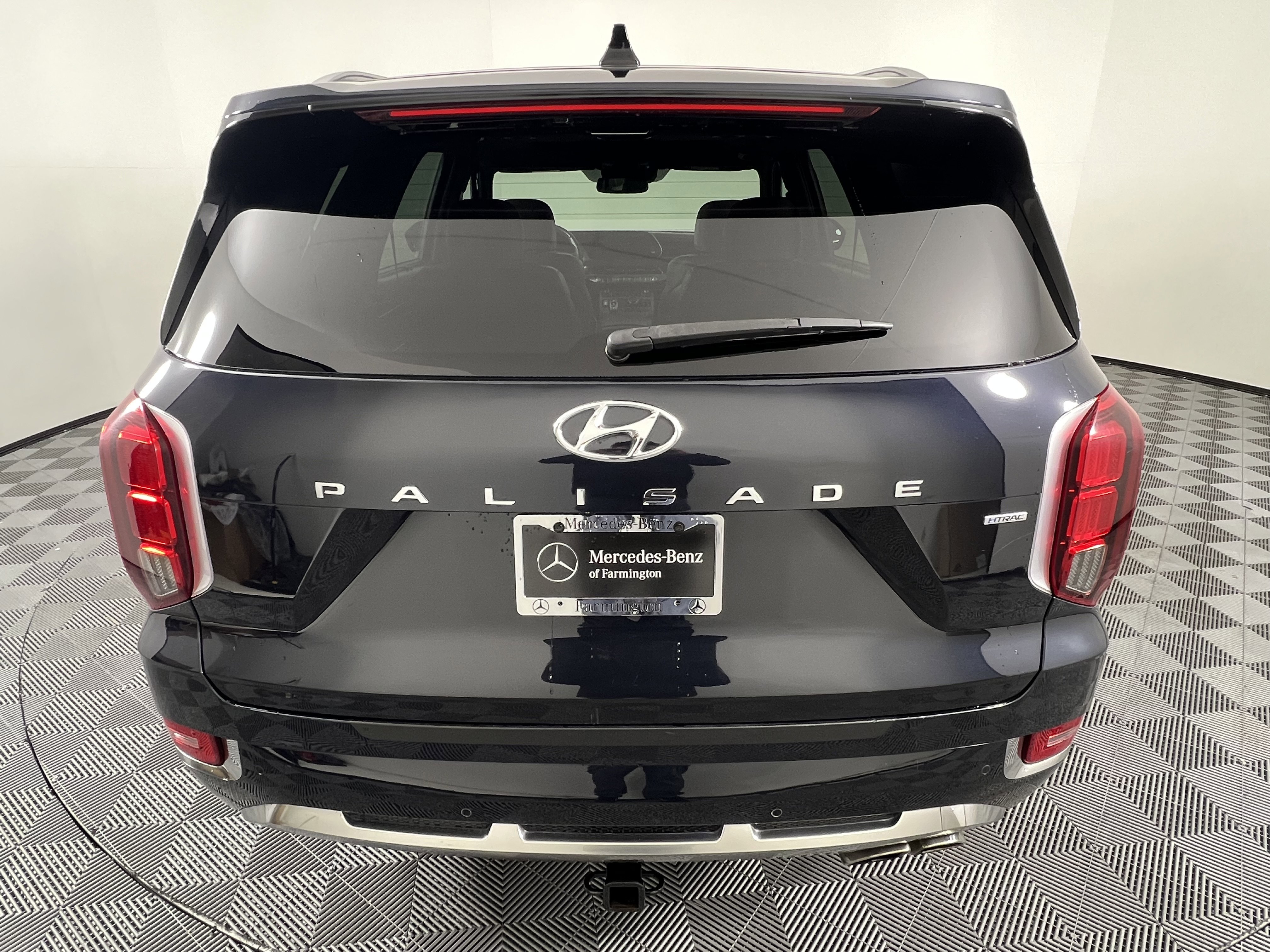 Used 2022 Hyundai Palisade Calligraphy w/ Winter Package image 11