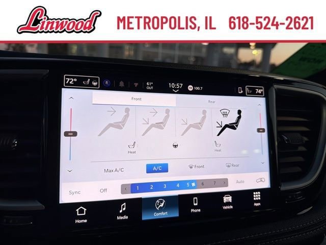 New 2026 Chrysler Pacifica Select FWD image 27