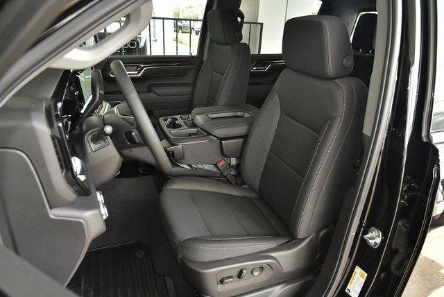 New 2025 GMC Sierra 1500 SLE w/ Preferred Package image 17