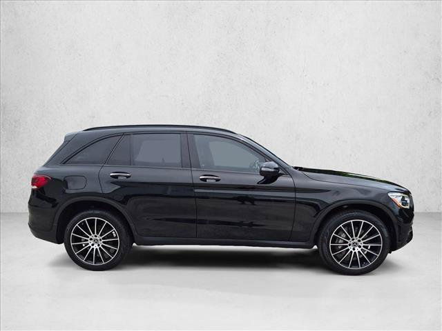 Used 2022 Mercedes-Benz GLC 300 image 4