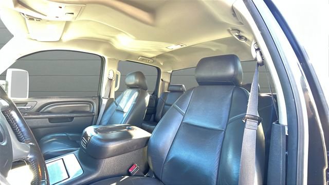 Used 2013 GMC Sierra 2500 Denali w/ Snow Plow Prep Package image 26