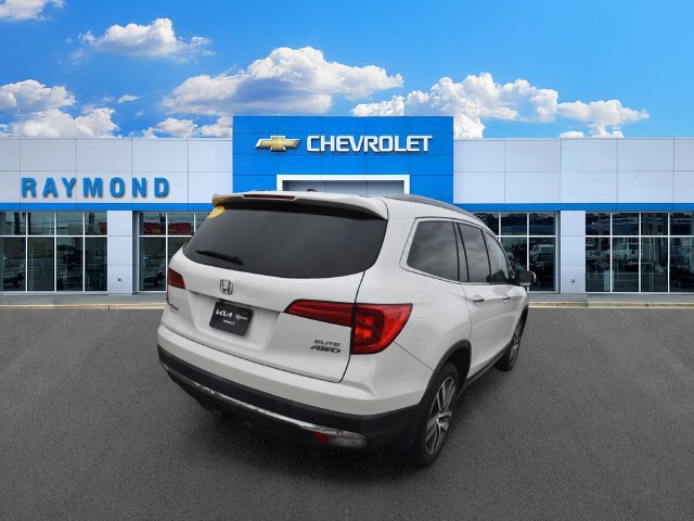 Used 2017 Honda Pilot Elite image 3