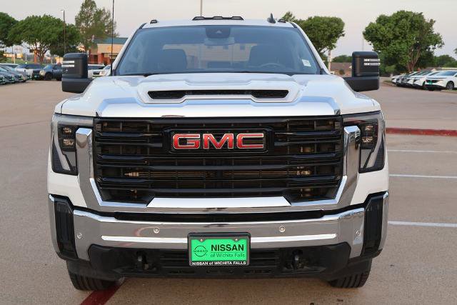 Used 2025 GMC Sierra 2500 Pro w/ 1SA Pro Safety Plus Package AWD/4WD image 5