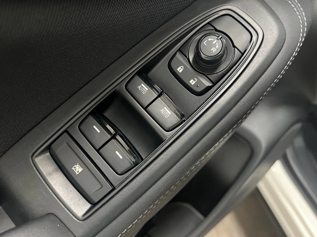 Used 2023 Subaru Forester Premium AWD/4WD image 13