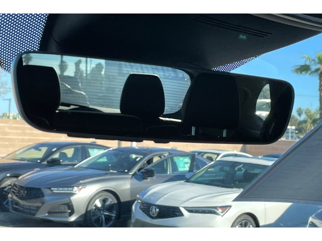 Certified 2025 Acura MDX SH-AWD w/ Technology Package image 25