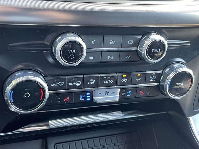 Certified 2023 Ford F150 Raptor w/ Raptor Carbon Fiber Package AWD/4WD image 21