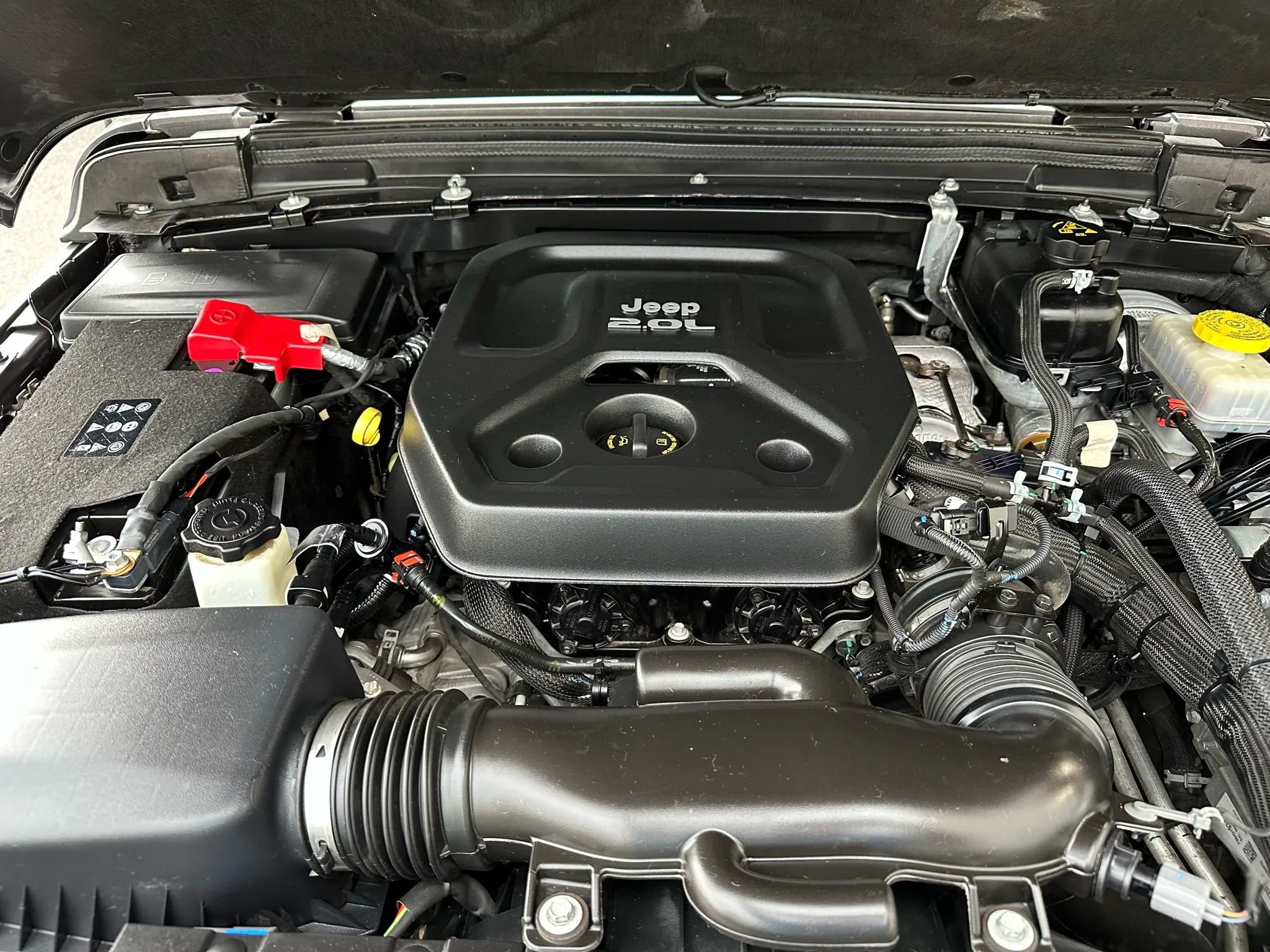 Used 2018 Jeep Wrangler Unlimited Sahara image 20