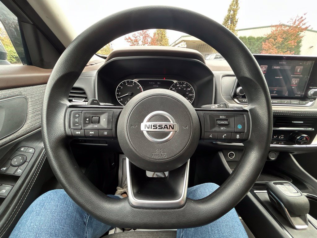 Used 2021 Nissan Rogue SV AWD/4WD image 16