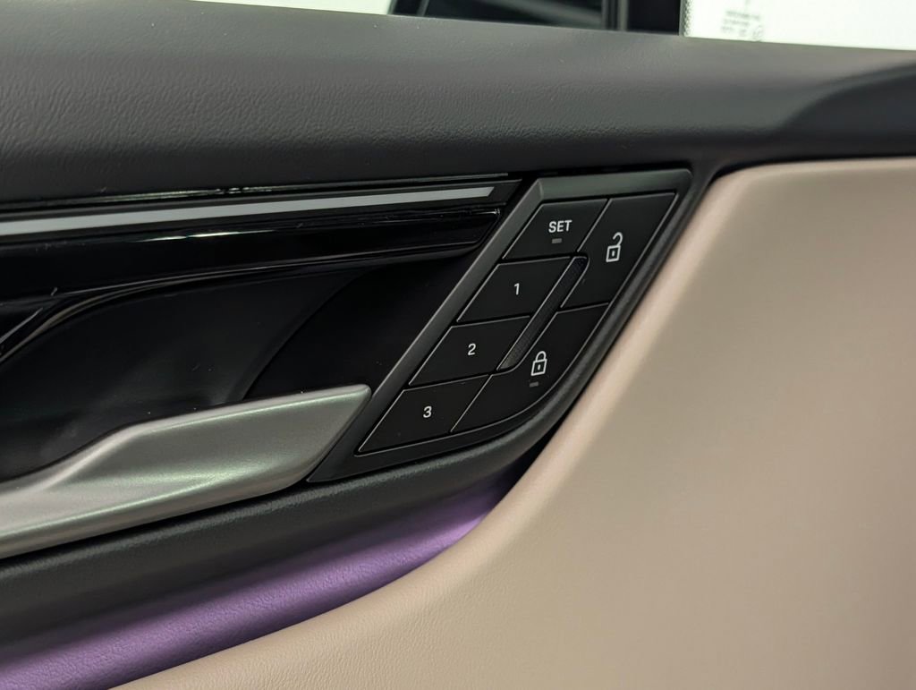 New 2026 Porsche Macan 4 Electric image 26