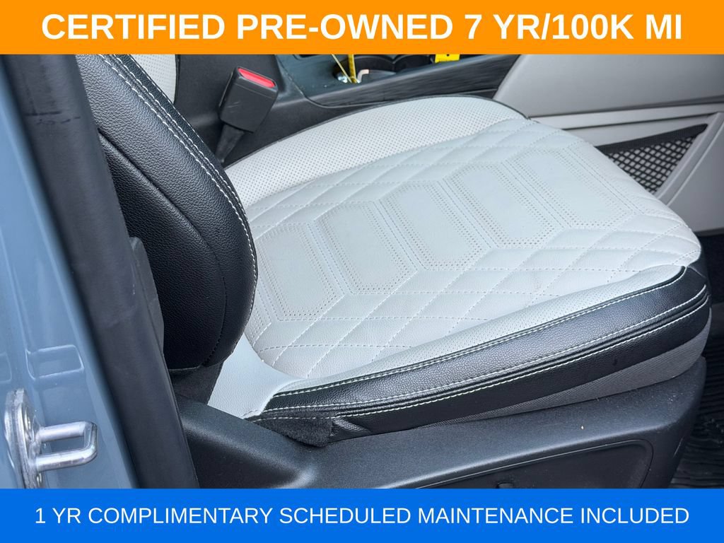 Used 2023 Ford Escape Platinum w/ Premium Technology Package AWD/4WD image 23