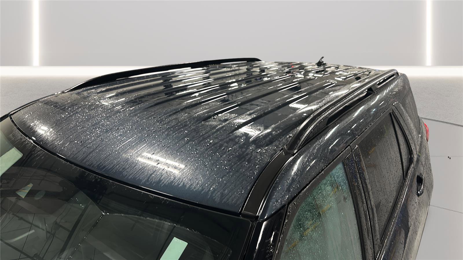 Used 2023 Ford Explorer XLT w/ Equipment Group 202A image 10