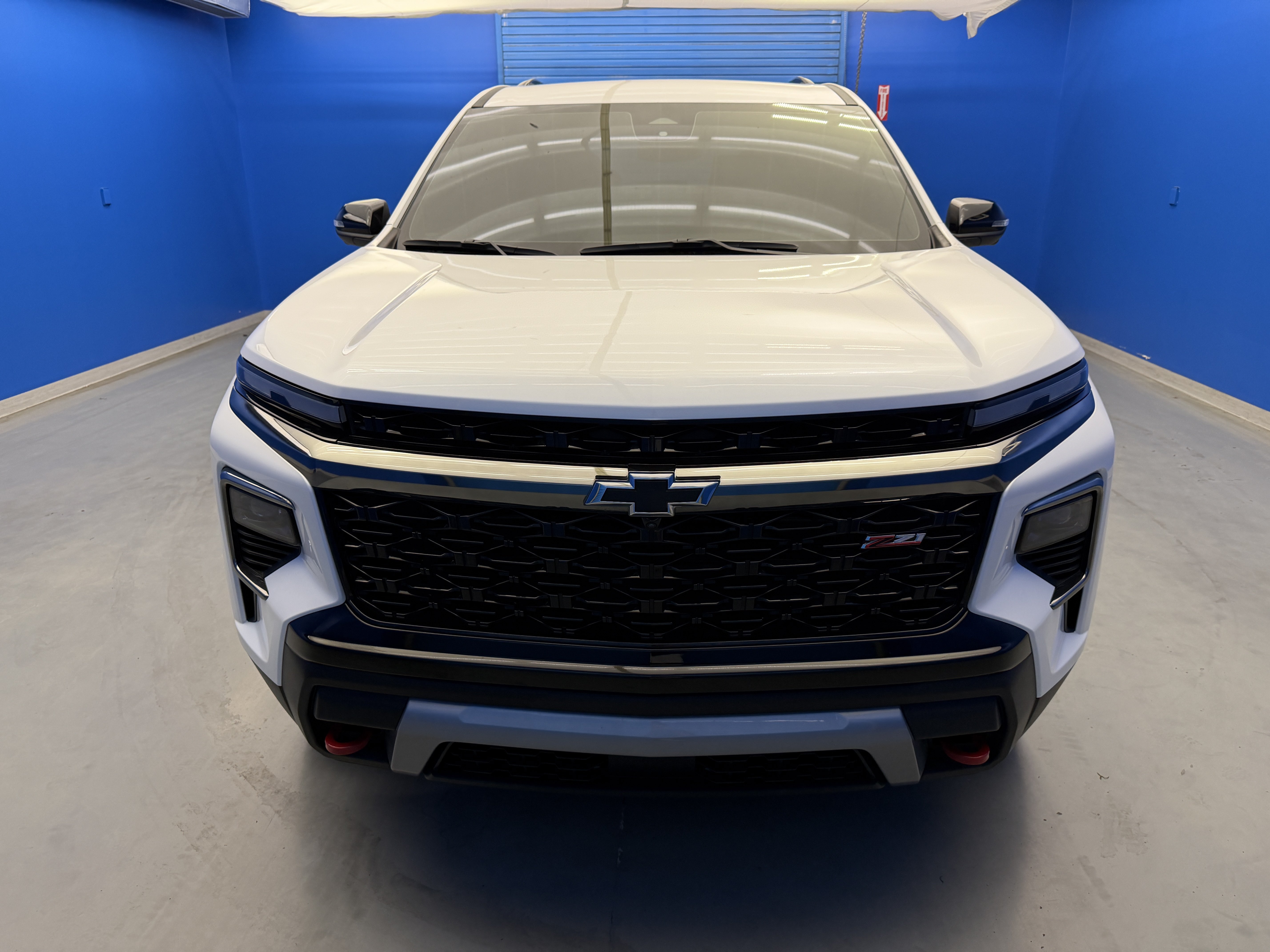 Used 2024 Chevrolet Traverse Z71 AWD/4WD image 3
