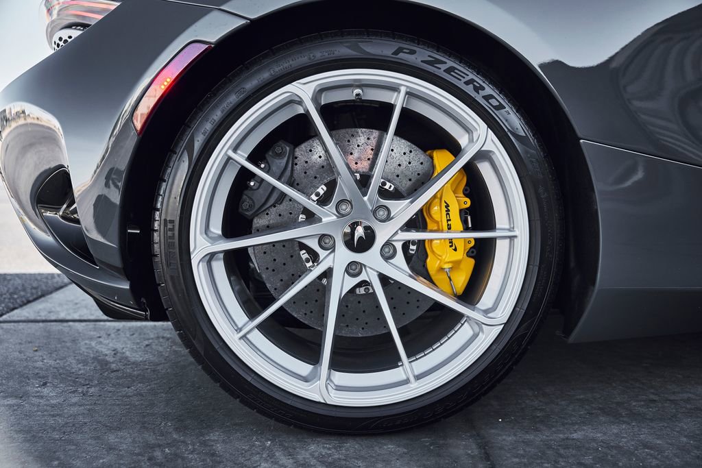 Used 2026 McLaren 750S Spider image 29