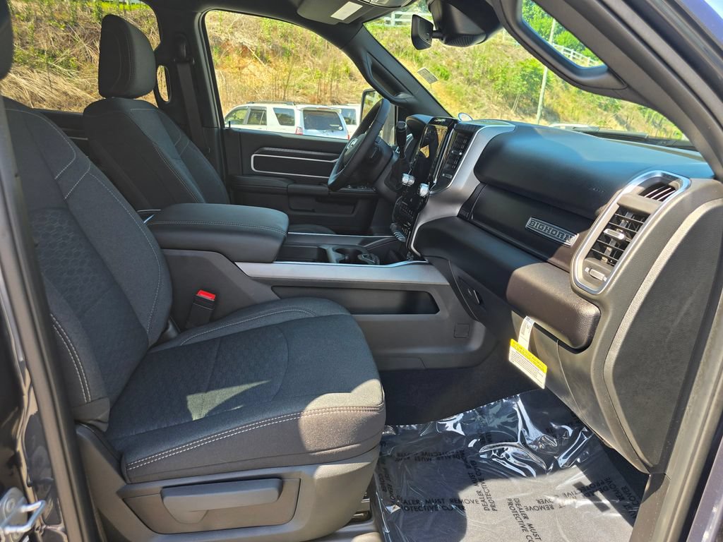 Used 2026 RAM 3500 Big Horn AWD/4WD image 28