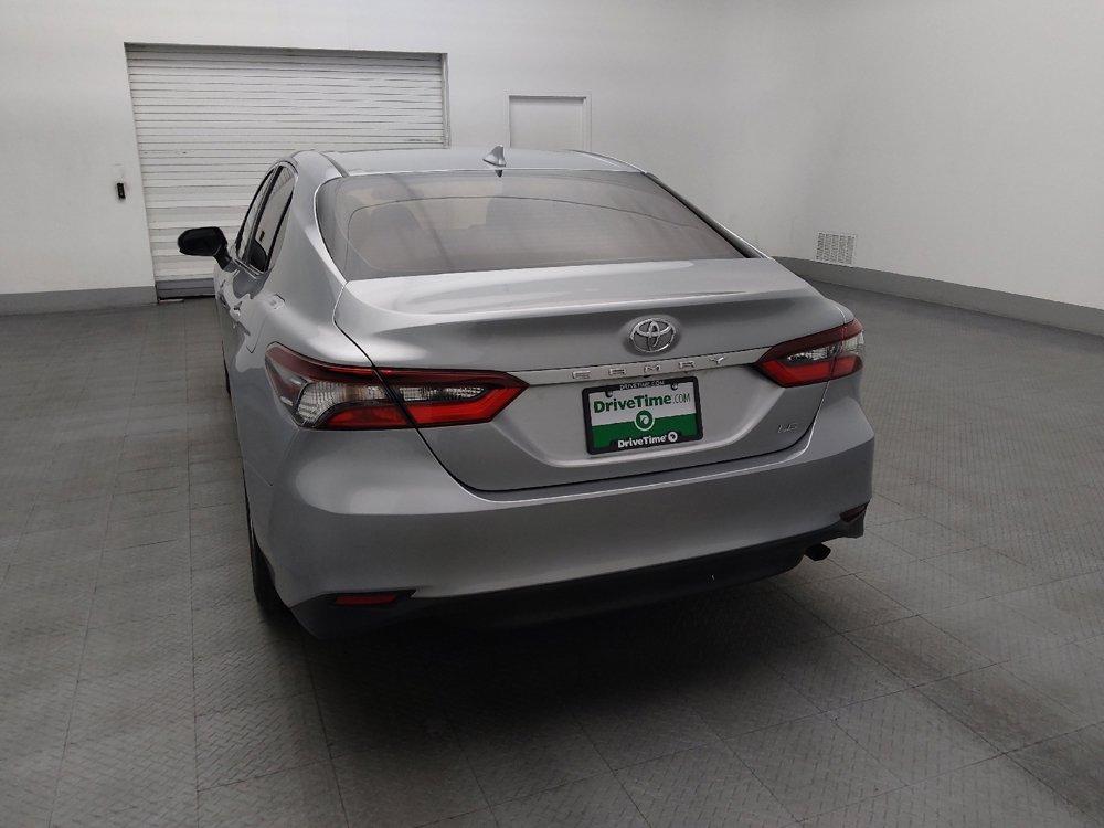 Used 2022 Toyota Camry LE FWD image 6