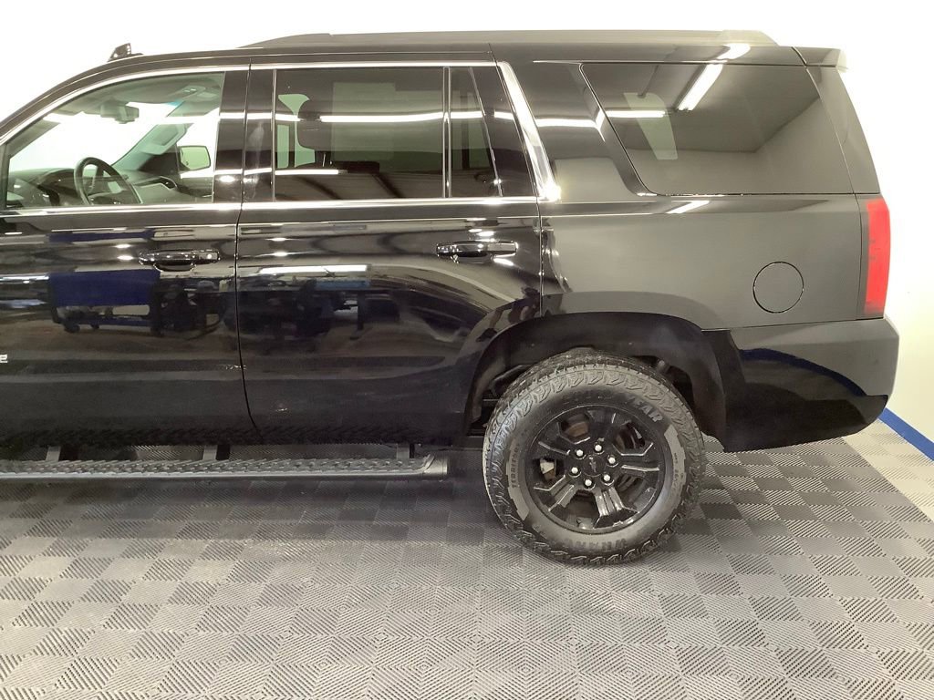 Used 2019 Chevrolet Tahoe LS w/ Enhanced Driver Alert Package AWD/4WD image 4
