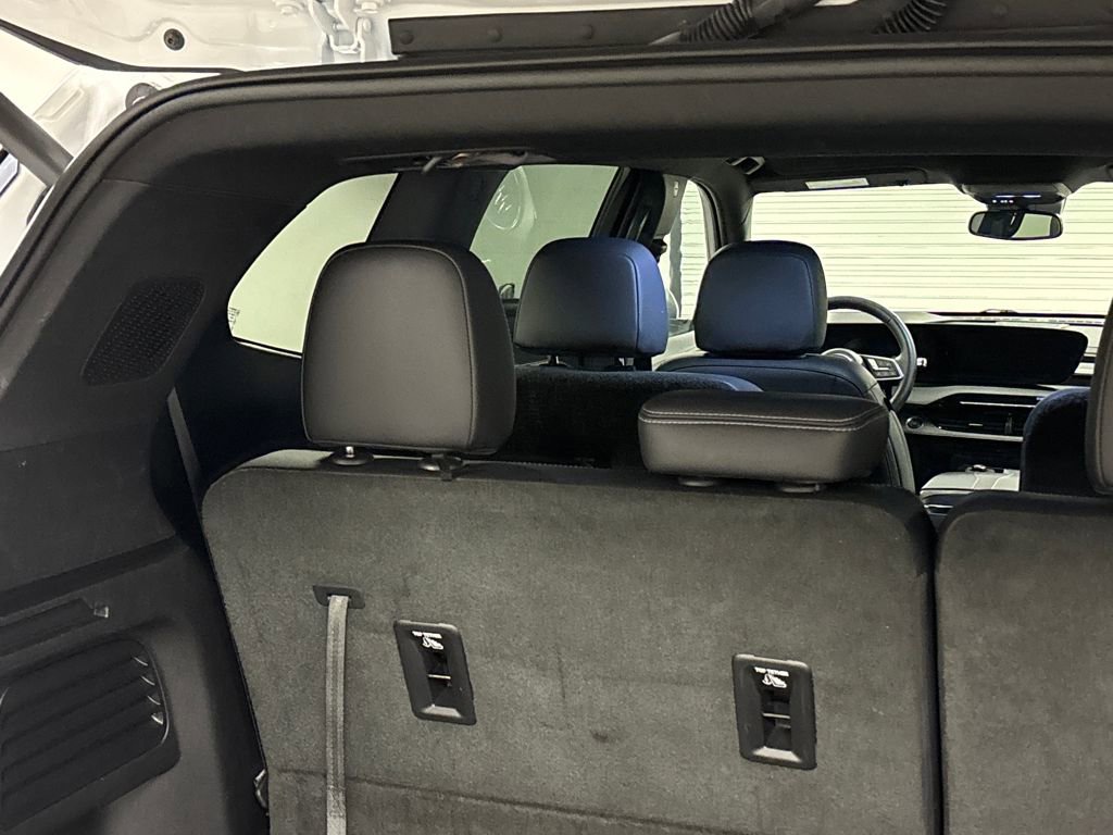 Certified 2025 Buick Enclave Preferred image 20