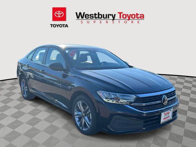 Used 2022 Volkswagen Jetta SE