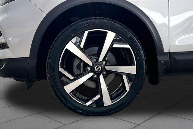 Certified 2020 Nissan Rogue Sport SL FWD image 11