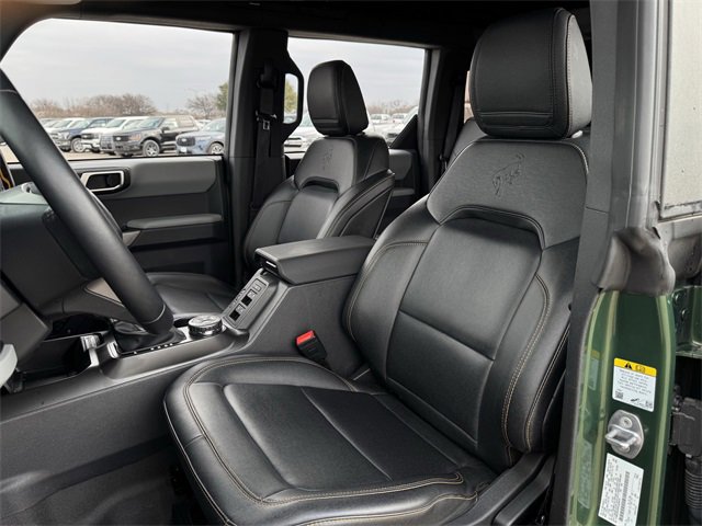 Used 2023 Ford Bronco Badlands image 25