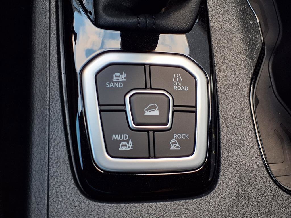 New 2026 Nissan Frontier SV w/ All-Weather Content Package image 21