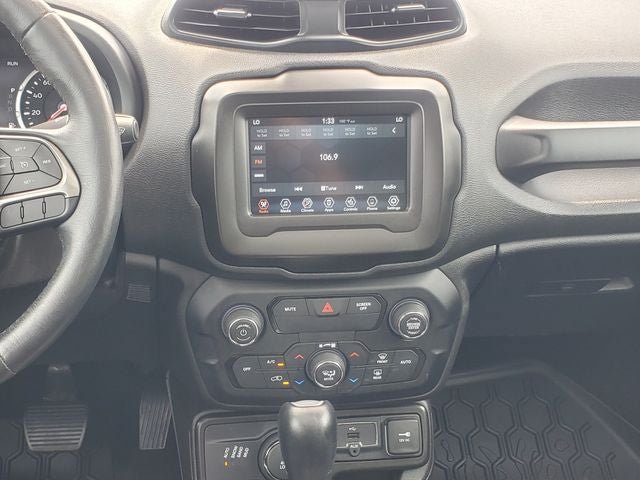 Used 2020 Jeep Renegade Limited AWD/4WD image 25