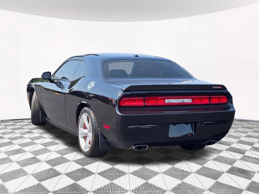 Used 2009 Dodge Challenger SRT8 w/ SRT Option Group II RWD image 18