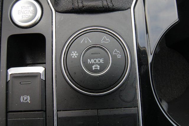 Used 2018 Volkswagen Atlas SEL image 38