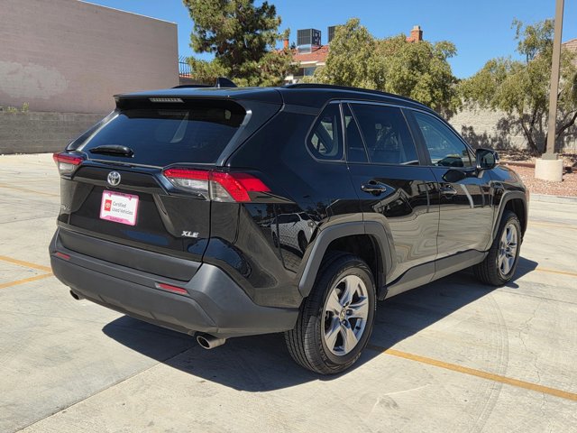 Used 2023 Toyota RAV4 XLE image 5