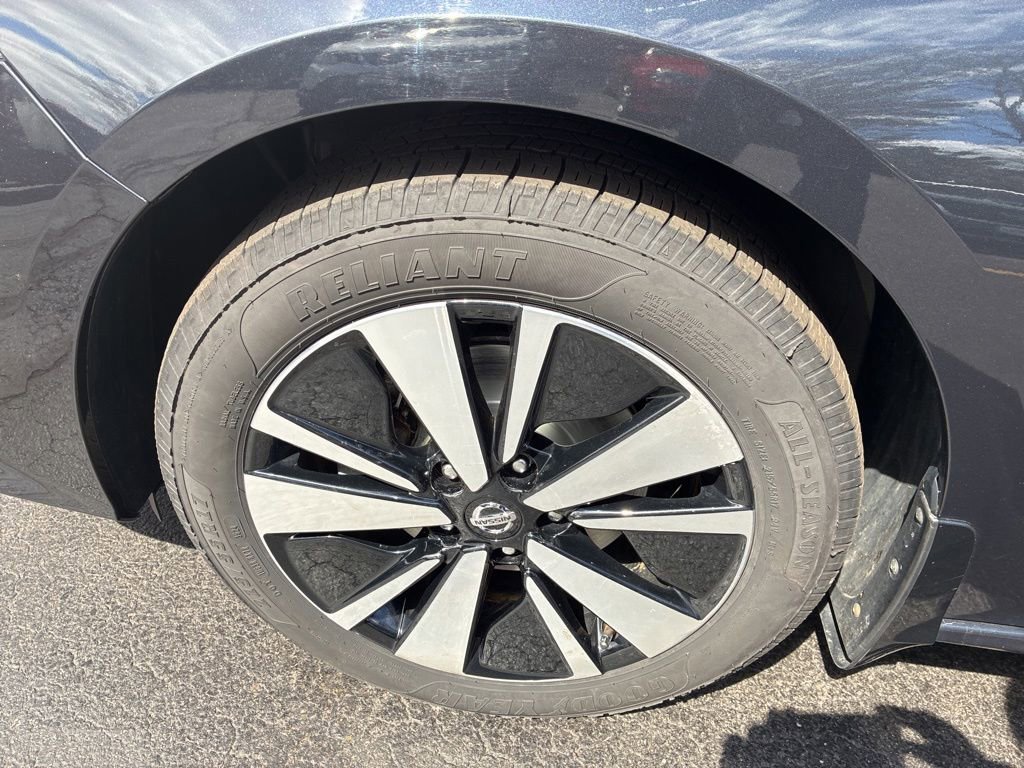 Certified 2022 Nissan Altima 2.5 SV AWD/4WD image 8