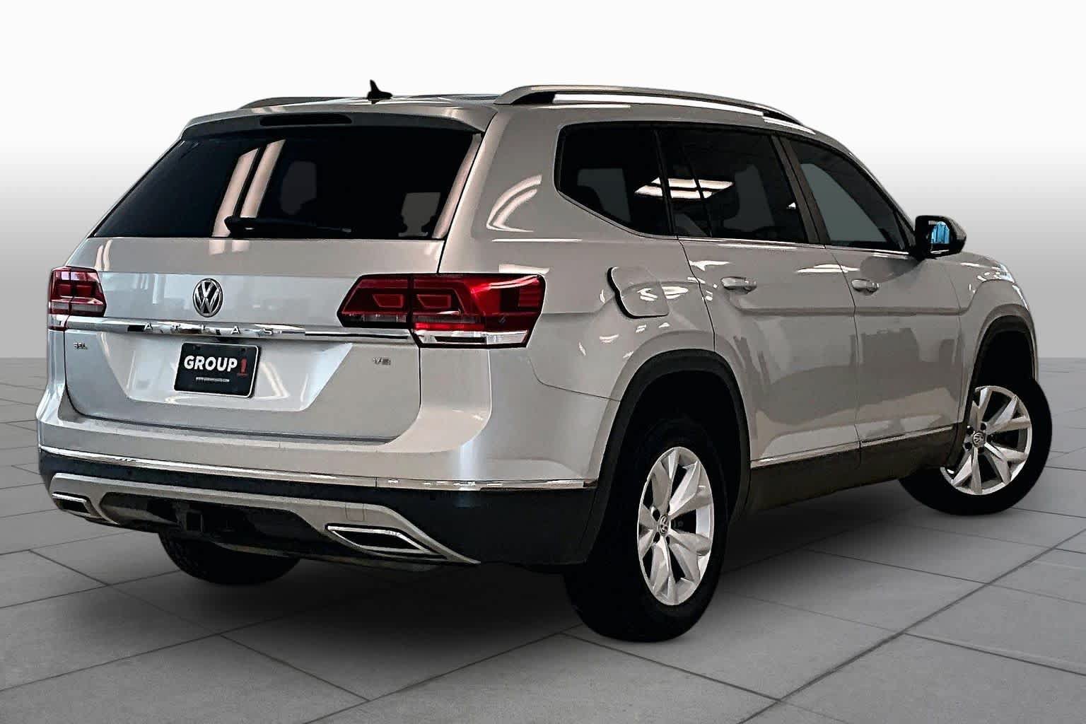 Used 2018 Volkswagen Atlas SEL FWD image 12