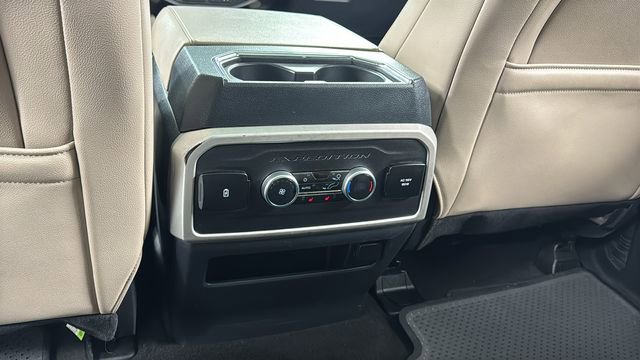 Used 2024 Ford Expedition Limited image 38