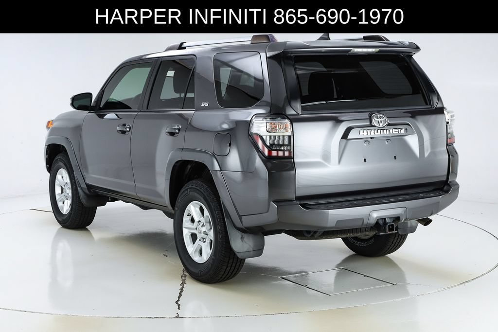 Used 2020 Toyota 4Runner SR5 Premium w/ Moonroof Package AWD/4WD image 8