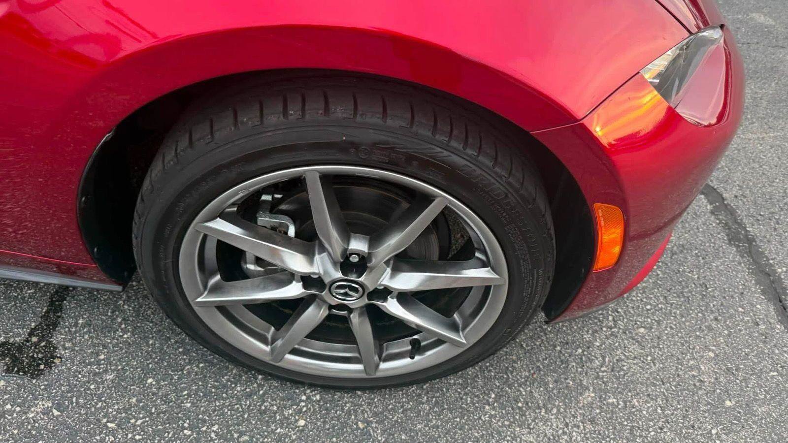 Used 2022 MAZDA MX-5 Miata RF Grand Touring RWD image 26