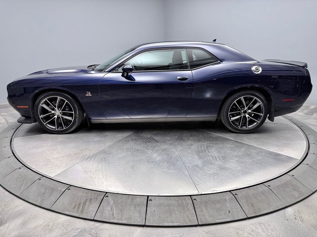 Used 2016 Dodge Challenger R/T Scat Pack RWD image 8