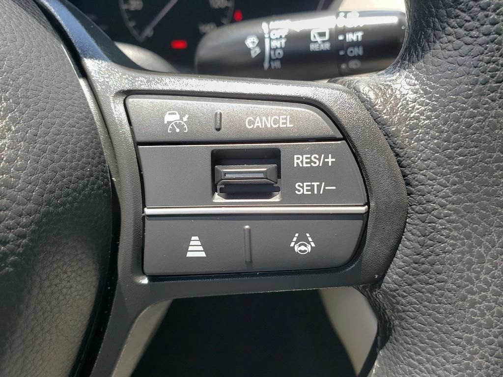 Used 2023 Honda HR-V LX image 12