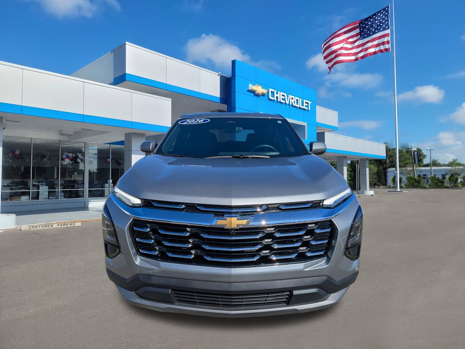 Used 2026 Chevrolet Equinox LT image 2