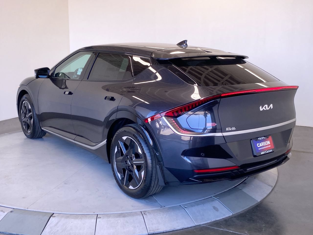New 2026 Kia EV6 Wind RWD image 3