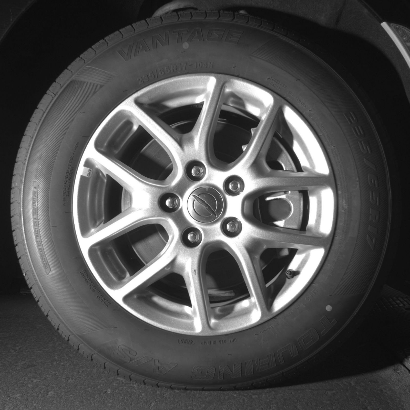 Used 2024 Chrysler Voyager LX FWD image 15