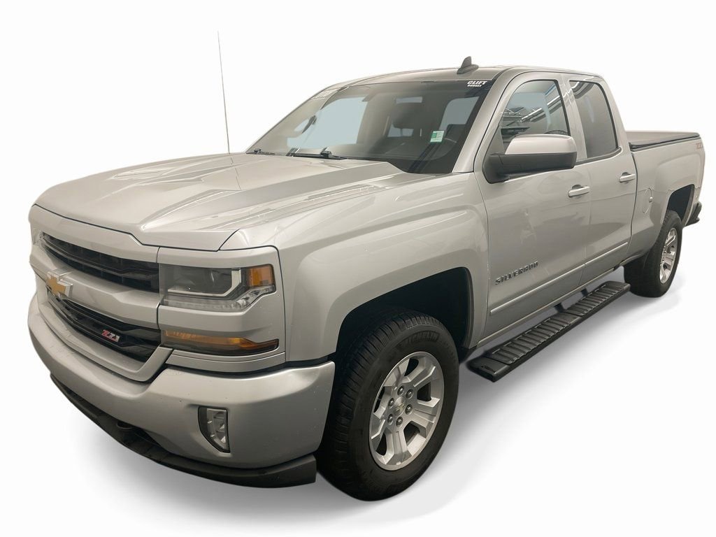Used 2018 Chevrolet Silverado 1500 LT w/ All Star Edition image 30