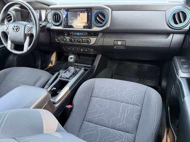 Used 2016 Toyota Tacoma TRD Sport AWD/4WD image 34