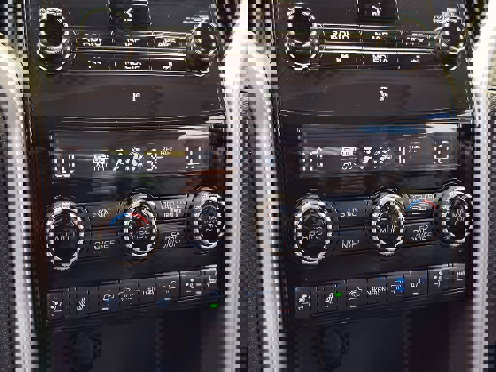 Used 2021 Subaru Ascent Touring w/ Popular Package #2A image 28