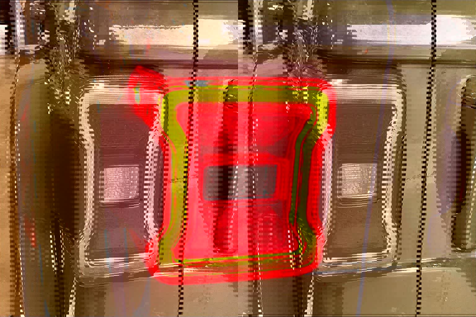 Used 2024 Jeep Wrangler High Altitude image 32