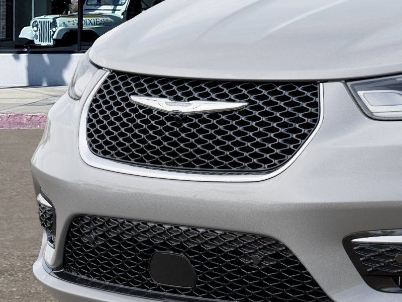 New 2026 Chrysler Pacifica Select FWD image 11