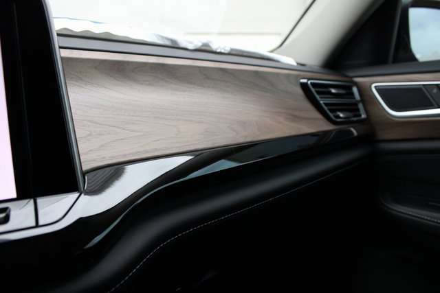 New 2026 Volkswagen Atlas SE image 12