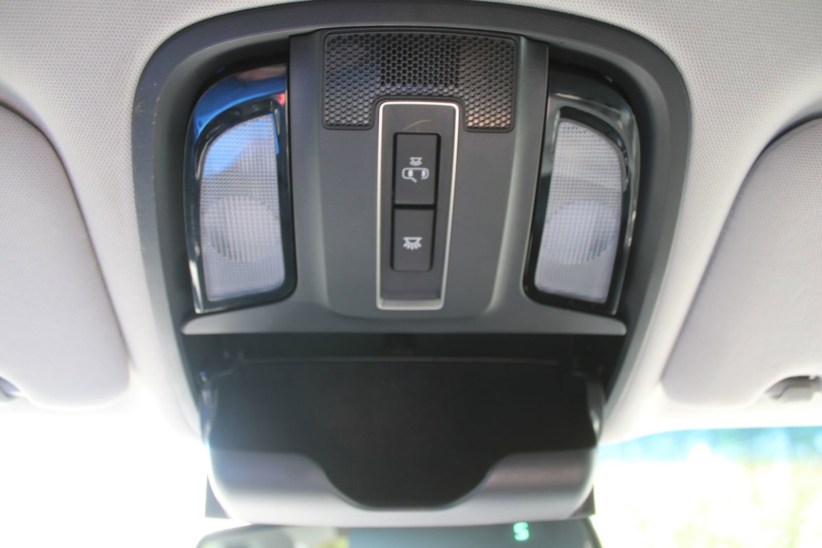 Used 2016 Kia Sorento EX image 43