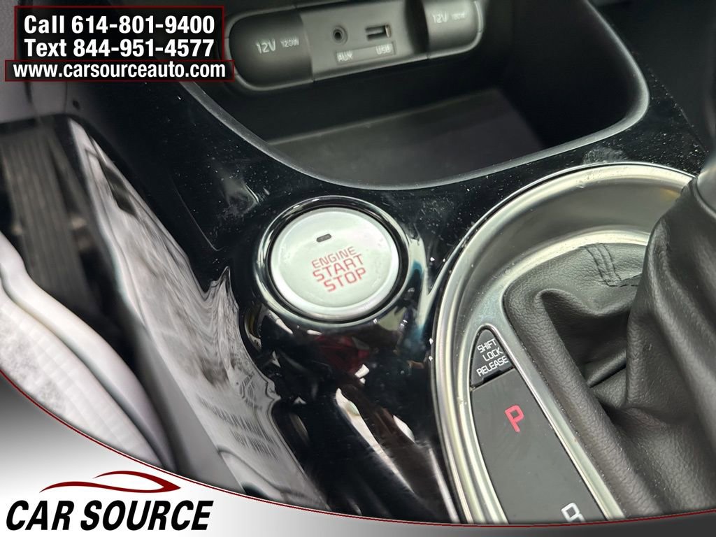 Used 2014 Kia Soul ! w/ Sun & Sound Package image 10