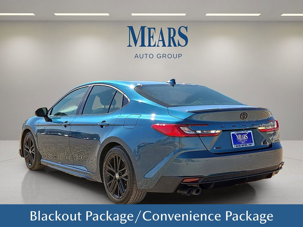 Used 2026 Toyota Camry SE w/ Convenience Package image 4